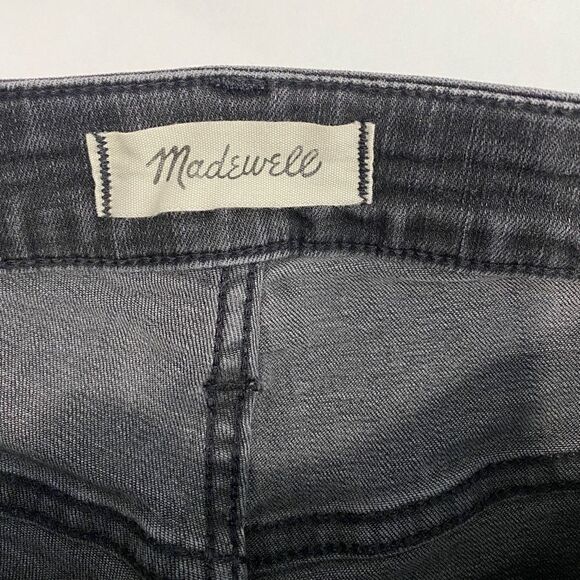 Madewell Curvy High-Rise Skinny Jeans in Black Sea - Picture 10 of 14